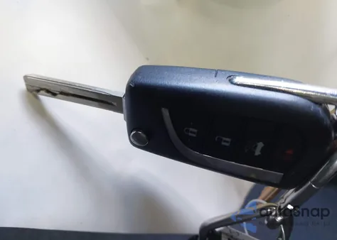 2021 Toyota Corolla Se from USA, damaged, VIN 5YFS4MCE2MP079484